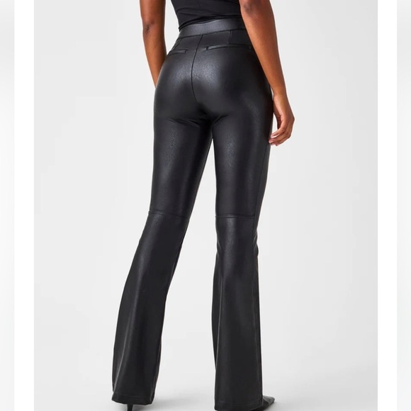 Spanx Leather Like Flare Pants in Black Size XL Petite NEW with Tags - Picture 5 of 17
